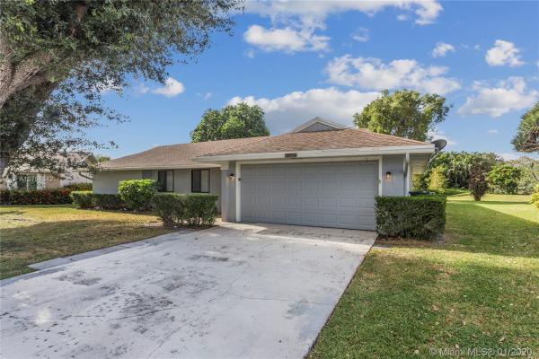 South Shore Of Wellington, 11664 Laurel Valley Cir, Wellington, Florida 33414, image 2