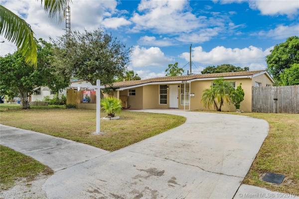 Heritage Estates, 6711 Arthur St, Hollywood, Florida 33024, image 2