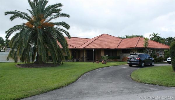 Hialeah Gardens No HOA, 10450 NW 133rd St, Hialeah Gardens, Florida 33018, image 2