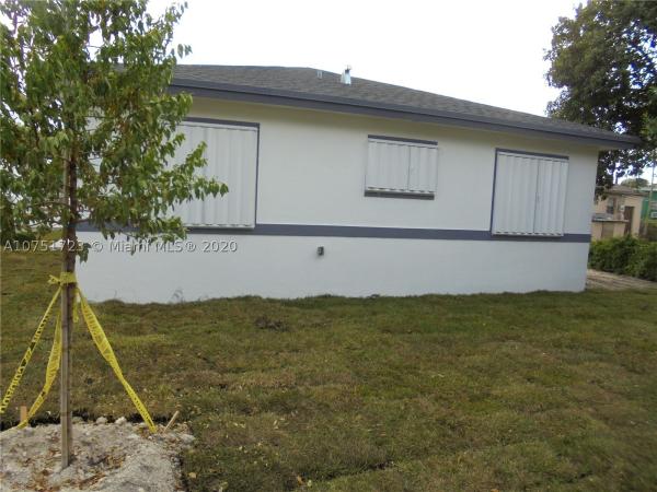 Gladeview No HOA, 2271-2273 NW 66th St, Gladeview, Florida 33147, image 2
