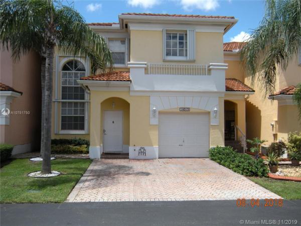 Lennar Townhomes At Forest Lakes, 16313 SW 103rd Ter, The Hammocks, Florida 33196, image 2