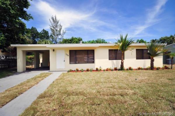 Lake Osborne Heights, 708 Wright Dr, Lake Worth Beach, Florida 33461, image 2