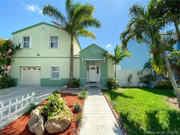 Cutler Landings, 11782 SW 272nd Ter, South Miami Heights, Florida 33032, image 2