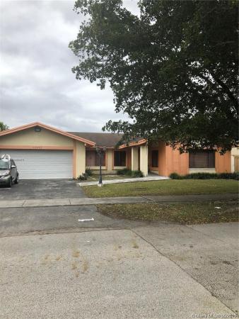 Calusa Club Estates, 13295 SW 99th Ter, The Crossings, Florida 33186, image 2