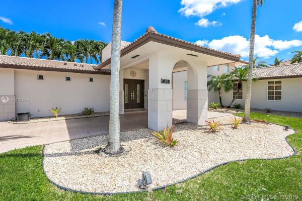 3031 SW 133rd Pl, Tamiami, Florida 33175, image 2