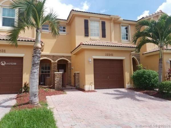 The Waterways At Isles Of Bayshore, 22241 SW 92nd Pl #1, Cutler Bay, Florida 33190, image 2
