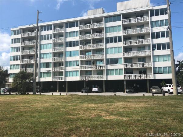 Harding Hall, 8233 Harding Ave #307, Miami Beach, Florida 33141, image 2