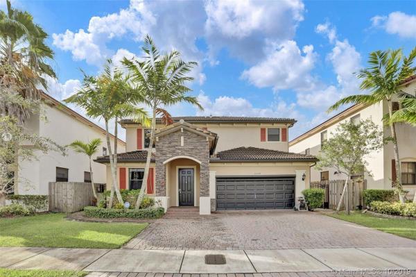 Interlaken, 16548 SW 43rd Ln, Kendale Lakes, Florida 33185, image 2