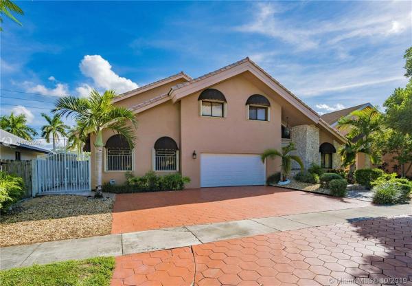 Shores Lindgren, 13622 SW 119th Ter, The Crossings, Florida 33186, image 2