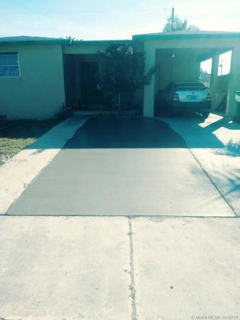 Riviera Beach Heights, 951 W 5th St, Riviera Beach, Florida 33404, image 2