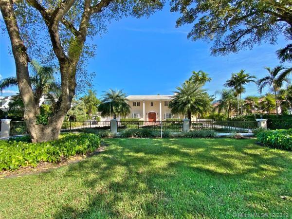 Coral Gables Country Club, 3501 Granada Blvd, Coral Gables, Florida 33134, image 2