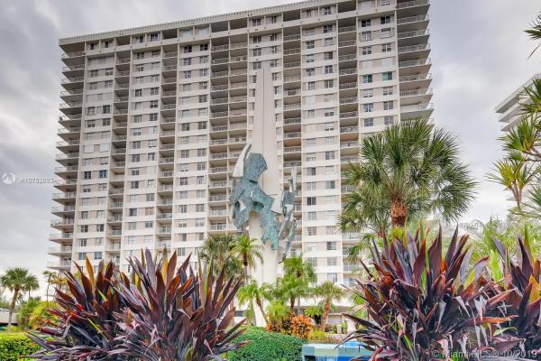 Arlen House Central, 300 Bayview Dr #207, Sunny Isles Beach, Florida 33160, image 2