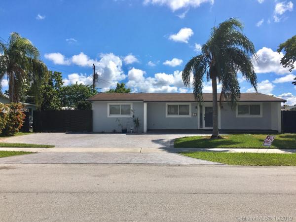 Miller Heights, 9510 SW 44th St, Olympia Heights, Florida 33165, image 2