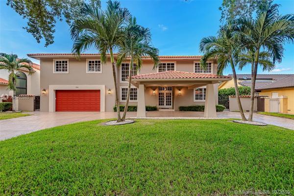 Royal Oaks, 7911 NW 169th Ter, Miami Lakes, Florida 33016, image 2