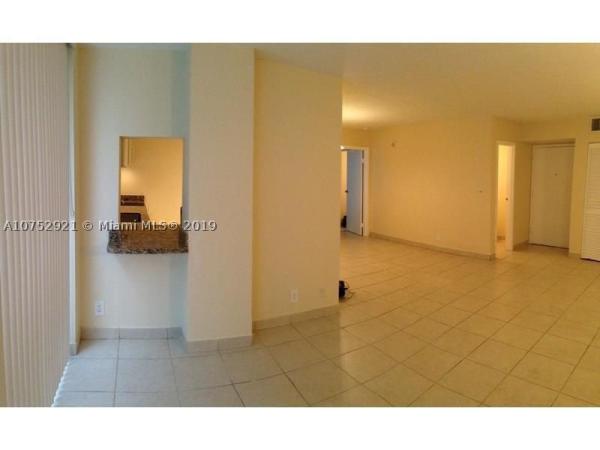 Plaza Of The Americas, 16909 N Bay Rd #209, Sunny Isles Beach, Florida 33160, image 1