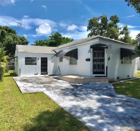 Stephens Manor, Gladeview, Florida 33150, image 2