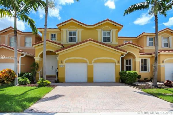 Kendall Breeze West, 11383 SW 137th Psge, The Hammocks, Florida 33186, image 2