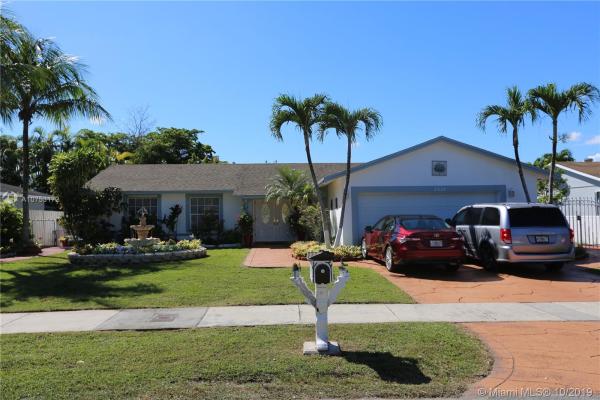 Winston Park, 8024 SW 133rd Ct, Kendale Lakes, Florida 33183, image 2