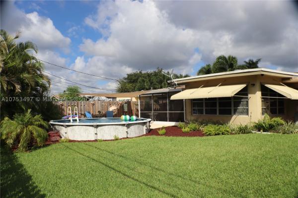 Boulevard Heights, 8810 NW 13th St, Pembroke Pines, Florida 33024, image 1
