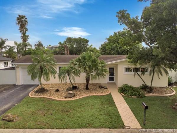 Palm Springs North Residential, 18121 NW 85th Ave, Palm Springs North, Florida 33015, image 2