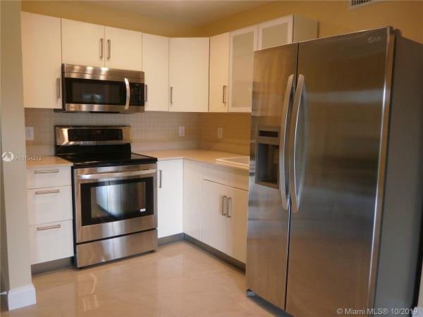 Sunset Palms East, 9459 SW 76th St #R4, Sunset, Florida 33173, image 2