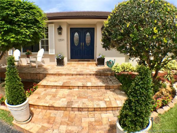Cutler Bay Estates, 13591 SW 57th Ct, Pinecrest, Florida 33156, image 2