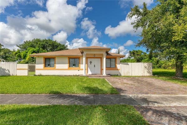 Victory Gardens, 10711 SW 220th St, Goulds, Florida 33170, image 2