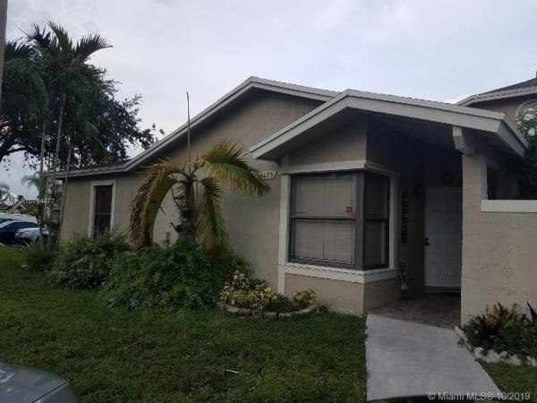 Westwind Lakes Garden Homes, 6473 SW 152nd Cir Pl #21-73, Kendall West, Florida 33193, image 2