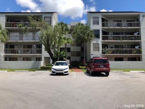 Calusa Club Village, 8820 SW 132nd Pl #104D-S, The Crossings, Florida 33186, image 2