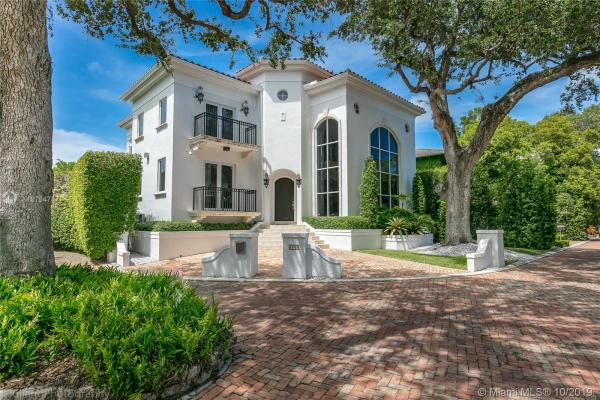 Villas De Vizcaya, 2765 Brickell Ct, Miami, Florida 33129, image 2