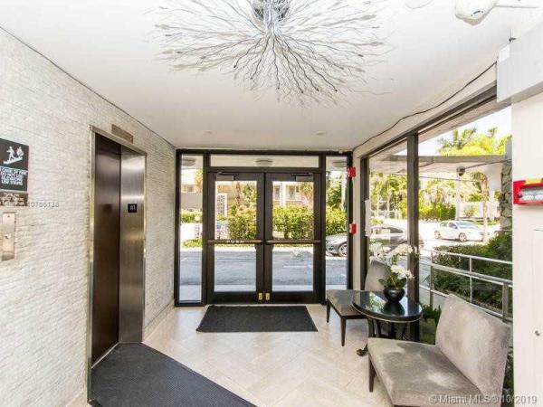 Guildford, 9800 W Bay Harbor Dr #708, Bay Harbor Islands, Florida 33154, image 2