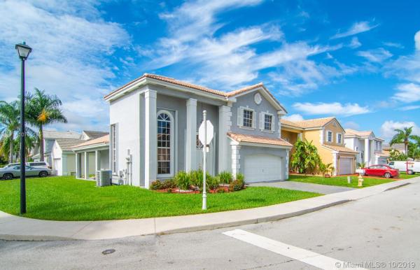 Wedgewood Cove, 14000 Oak Ridge Dr, Davie, Florida 33325, image 2