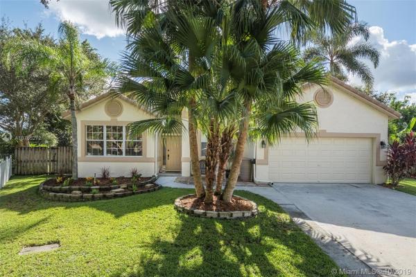 Ambassador Pointe, 2918 Dublin Cir, Cooper City, Florida 33026, image 2