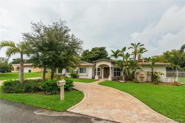 Bel Aire, 18400 SW 85th Ct, Cutler Bay, Florida 33157, image 2
