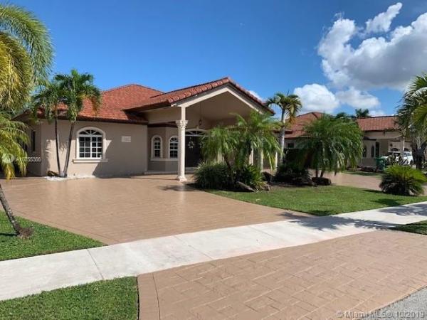3207 SW 143rd Pl, Unincorporated Dade County, Florida 33175, image 2