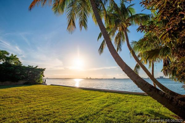 Nautilus, 4766 N Bay Rd, Miami Beach, Florida 33140, image 2