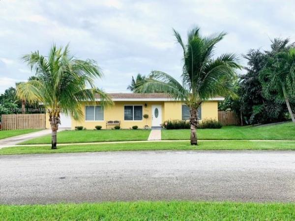 Lake Osborne Estates, 1505 Shirley Ct, Lake Worth, Florida 33461, image 2