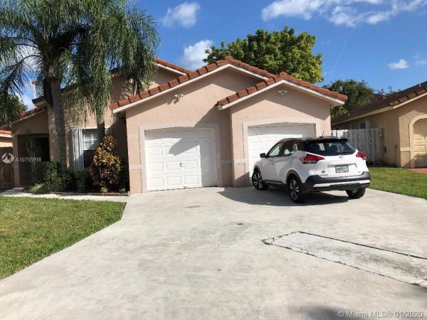 Harbour At The Moors, 17953 NW 60th Ct, Country Club, Florida 33015, image 2