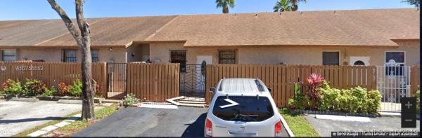 Aspen Townhomes, 6761 NW 189th Ter 0, Country Club, Florida 33015, image 2