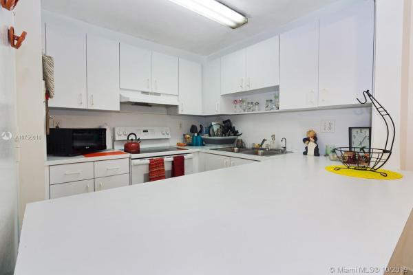 Palm Court Of Miami, 8201 NW 8th St #1-106, Fountainebleau, Florida 33126, image 2