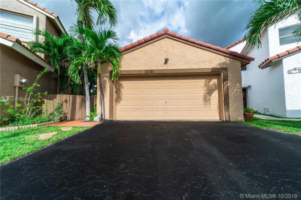 Tamiami Lakes, 13321 SW 8th Ln, Tamiami, Florida 33184, image 2