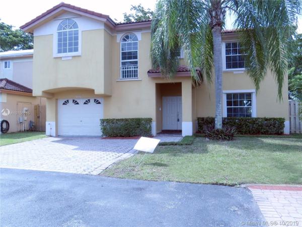 9136 SW 215th Ter, Cutler Bay, Florida 33189, image 2