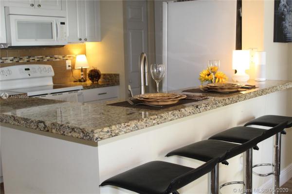 Porto Bellagio, 17100 N Bay Rd #1701, Sunny Isles Beach, Florida 33160, image 2