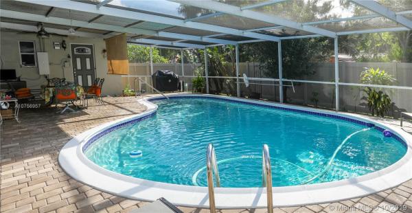 Sunset Trails, 1321 S 16th Ave, Hollywood, Florida 33020, image 2