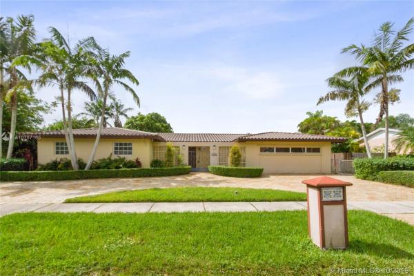 Kendale Lakes No HOA, 14602 SW 79th St, Kendale Lakes, Florida 33183, image 2