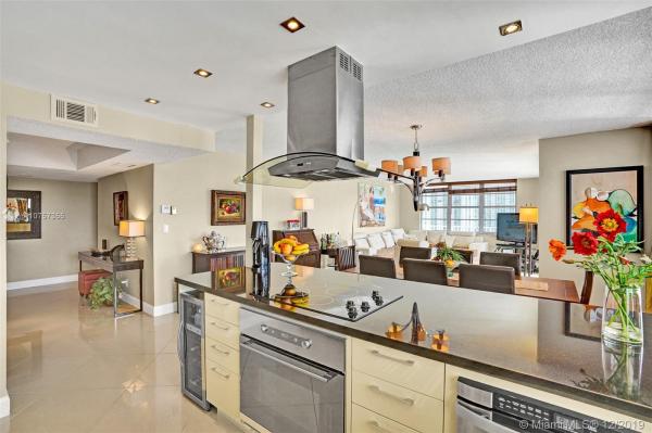 Admirals Port East, Aventura, Florida 33160, image 2