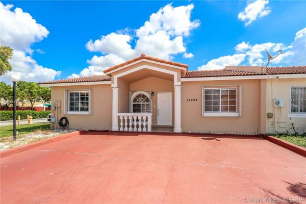 San Mateo, 17255 NW 72nd Ct, Country Club, Florida 33015, image 2