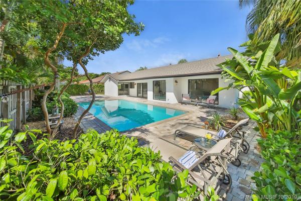 Caravel Country, 13954 SW 104th Ter, The Hammocks, Florida 33186, image 2