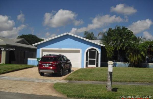 Meadow Wood Manor, 13331 SW 254th Ter, Princeton, Florida 33032, image 2