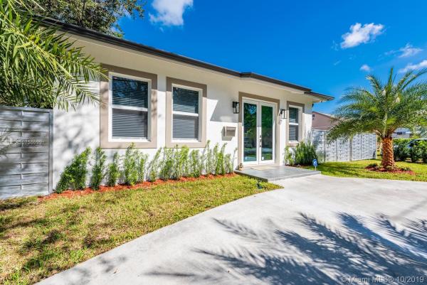 Irons Manor, 921 NE 127th St, North Miami, Florida 33161, image 2